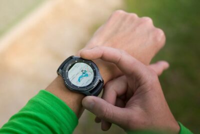 Smartwatches con resistencia: ¿cuál sobresale en duración de batería?