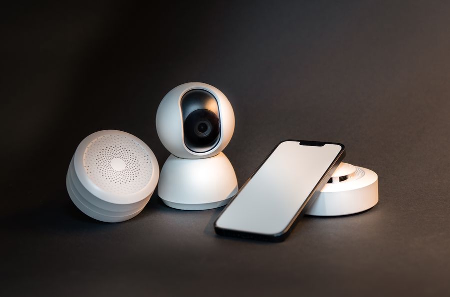 smartphone dispositivos seguridad hogar 1 Smartphone con dispositivos de seguridad para hogar inteligente